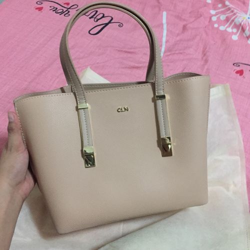 Customer photo review of Persistence Handbag