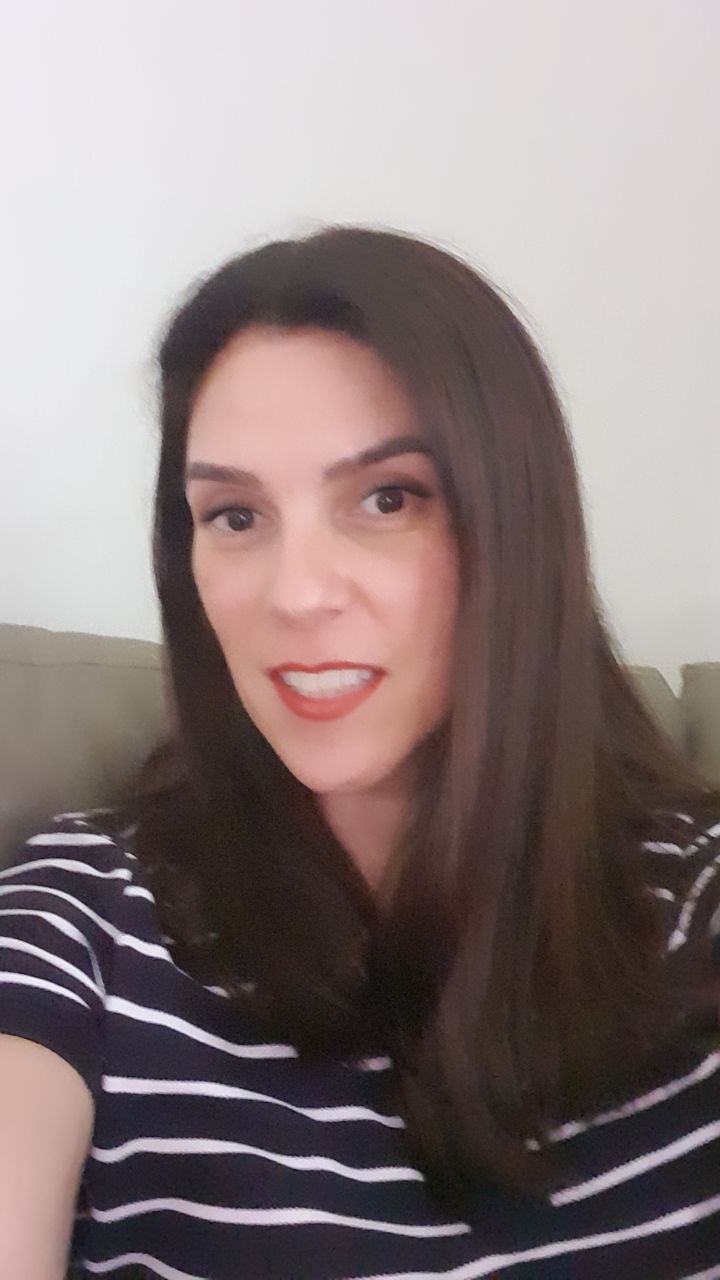 Customer photo review of Maquillaje Líquido 01