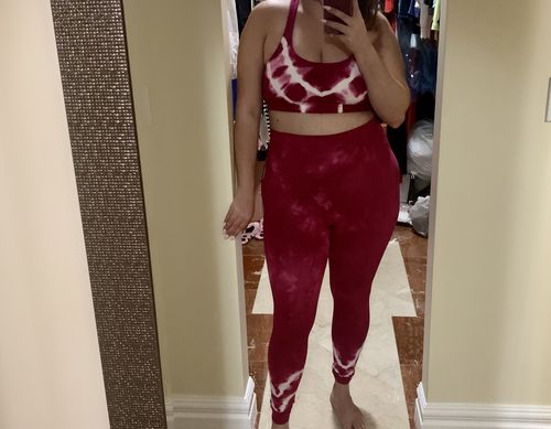 Customer photo review of Sunset Legging - Aurora / Cloud