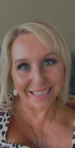 Customer photo review of Flick and Stick Adhesive Eyeliner Precision Pen - Clear