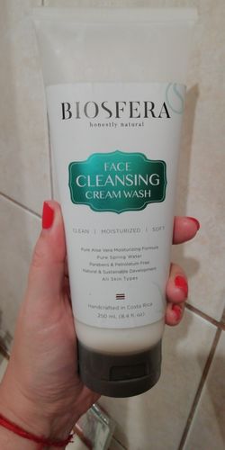 Customer photo review of Face Cleansing Cream Wash