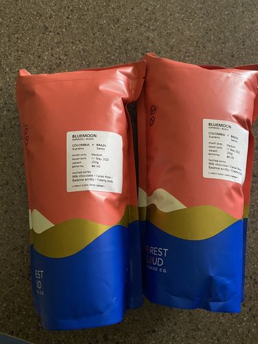 Customer photo review of Blue Moon