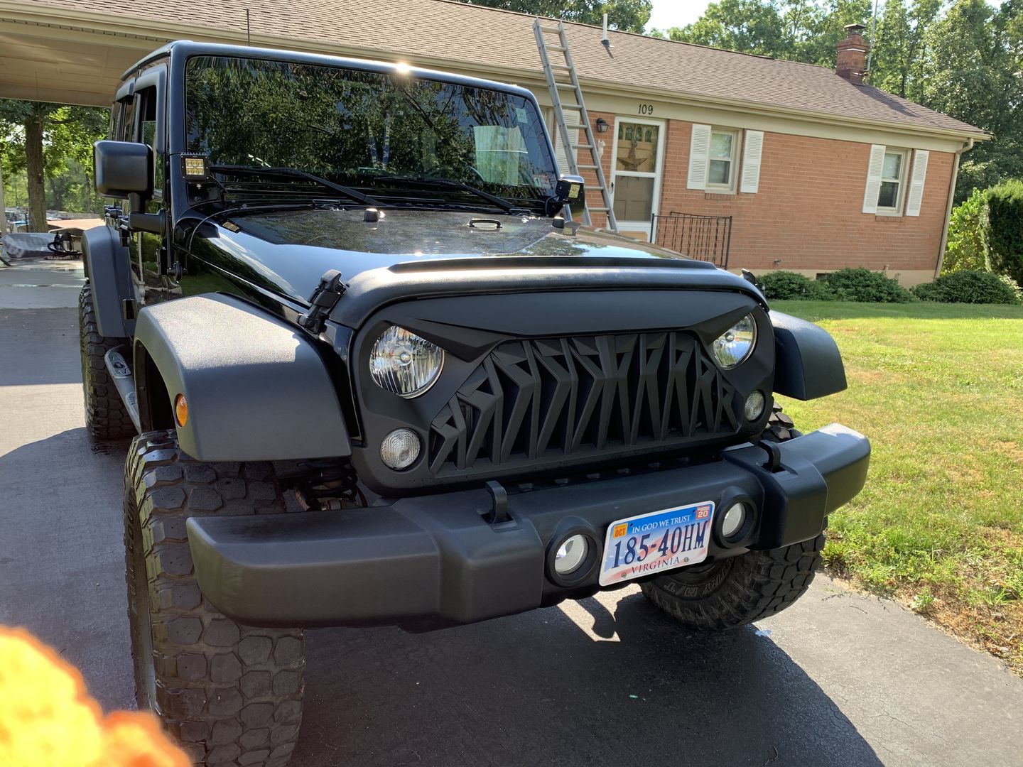 Customer photo review of Shark Grille - Matte Black (07-18 Wrangler JK )