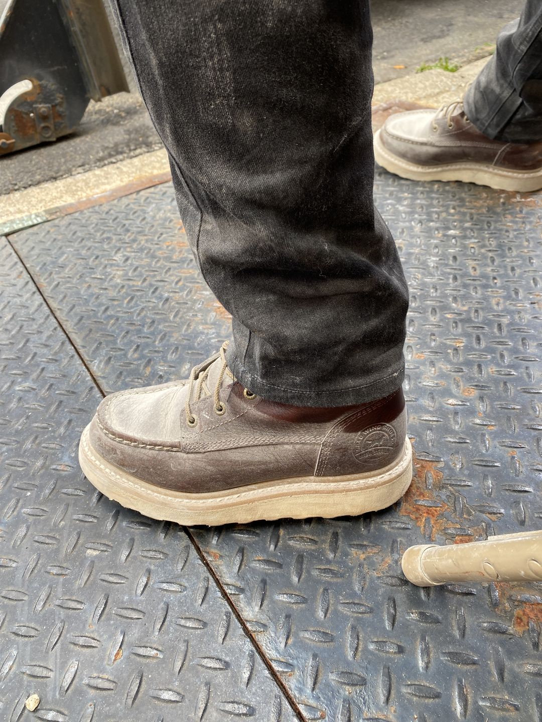 Customer photo review of Irish Setter by Red Wing Men's Ashby Soft Toe 6-inch Lace-Up Boots 83605