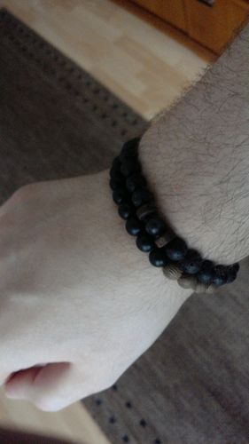 Customer photo review of Vulkanstein Armband