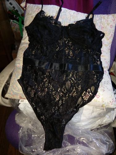 Customer photo review of Spaghetti Strap Eyelash Lace Bodysuit