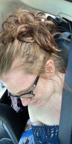 Customer photo review of JuvaBun Messy Bun