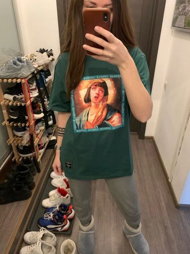 Customer photo review of Haimona Rollo T-Shirt