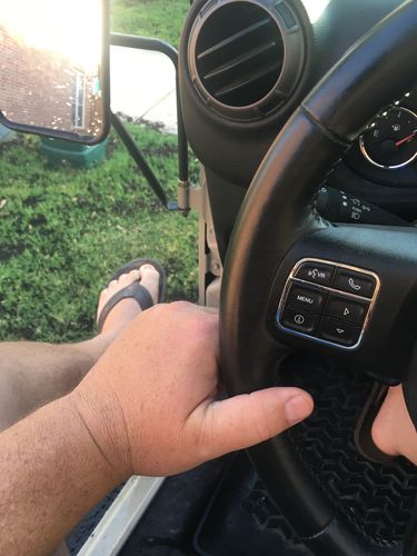 Customer photo review of Steel Tube Style Foot Pegs (07-19 Jeep Wrangler JK JKU JL)
