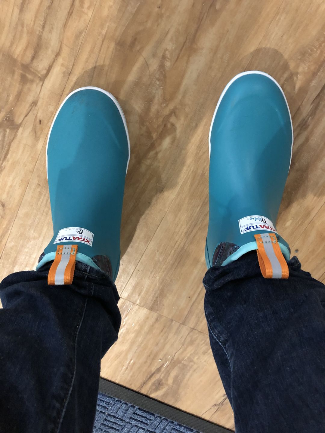 Customer photo review of Groovy Grayling 6" Ankle Deck Boot