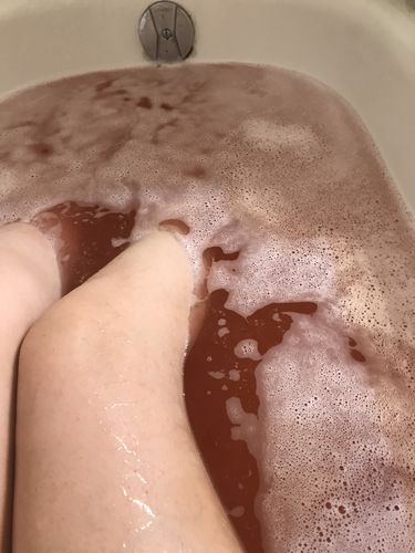 Customer photo review of Bloodbath Bath Bomb Dust