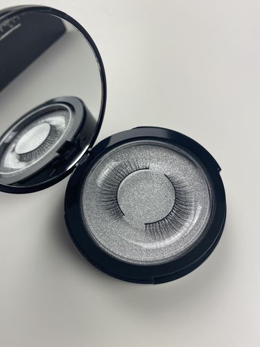 Customer photo review of Magnifiquelashes - Daily Use
