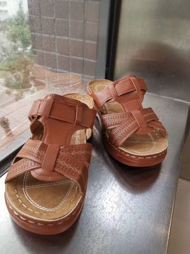 Customer photo review of Comfy Soft Womens Sandals