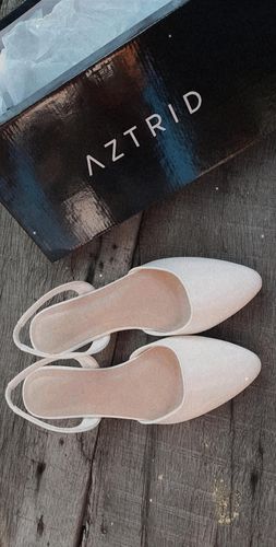 Customer photo review of B1G1 Aria White