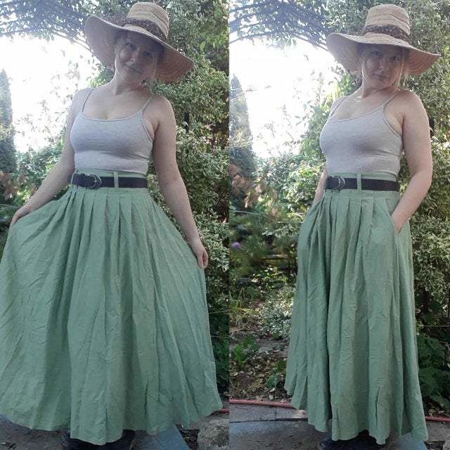 Customer photo review of Handmade pleated maxi linen Skirt with Side Pockets 1046#