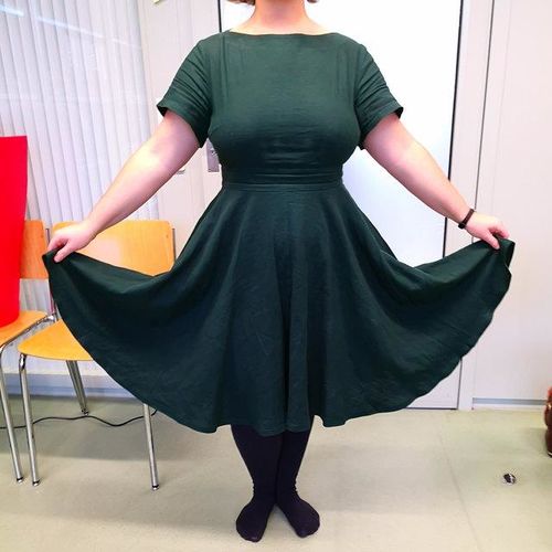 Customer photo review of Maxi Linen Dress, Green Pleated dress 0971#