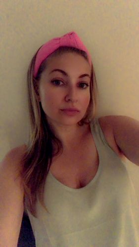 Customer photo review of INK NEOPRENE KNOTTED HEADBAND