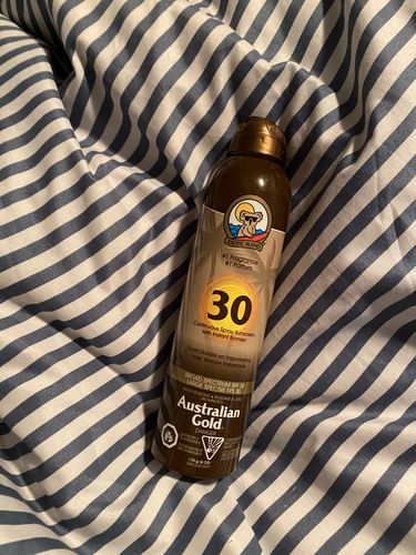 Customer photo review of Continuous Spray Sunscreen with Bronzer - SPF 30