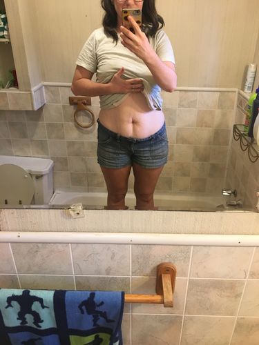 Customer photo review of Desert Bronze Self Tanning Mousse READY TO SHIP!!