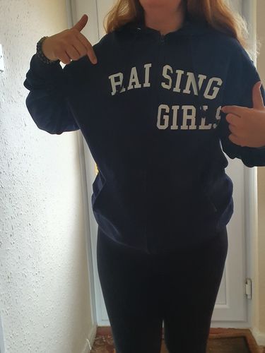 Customer photo review of Raising Girls Zip Hoodie 00 (MRK X)