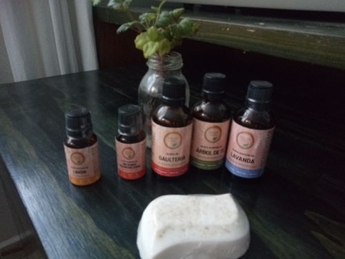 Customer photo review of Aceite esencial de arbol de te