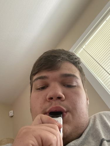 Customer photo review of Breeze Plus Disposable Pod System | Banana Freeze