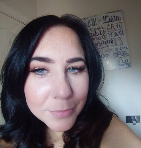Customer photo review of Flick and Stick Adhesive Eyeliner Precision Pen - Clear