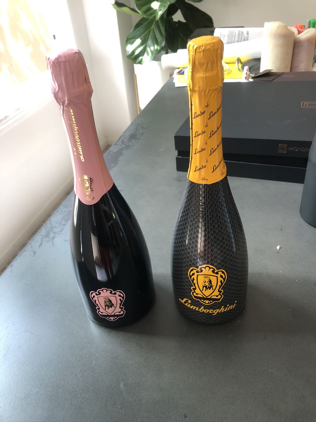 Customer photo review of Lamborghini: Metodo Classico Rosè "The Legend" with Gift Box