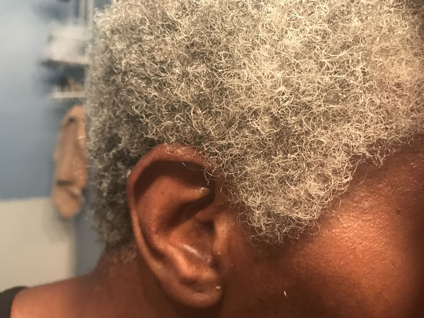 Customer photo review of Spanish Almond Regrowth Oil