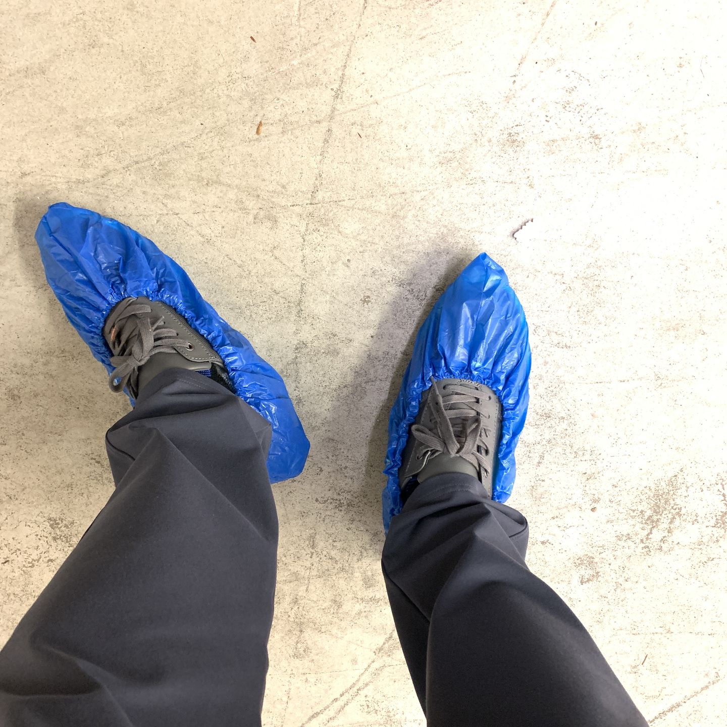 Customer photo review of Innovative Haus™ Premium Thick Waterproof Disposable Boot & Shoe Covers | 100-Pack Blue