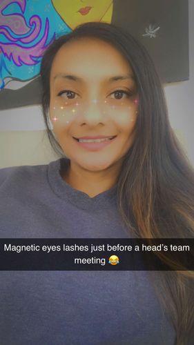 Customer photo review of Sapphire Magnetic Eyelashes and Eyeliner Kit