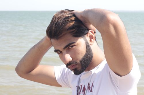 Customer photo review of LAVOSSY BEARD FILLER PENCIL
