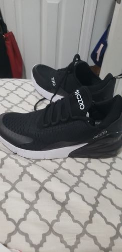 Customer photo review of High Quality Comfortable Sneakers