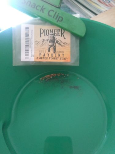 Customer photo review of *BOGO* Pioneer '2 OUNCE NUGGET HUNT' - Gold Panning Paydirt Concentrate