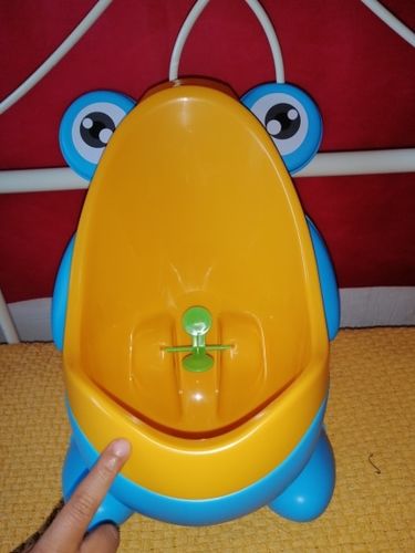 Customer photo review of Frog Kids Potty Trainer