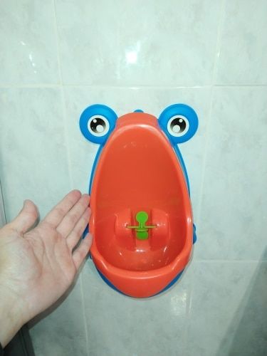 Customer photo review of Frog Kids Potty Trainer