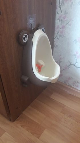 Customer photo review of Frog Kids Potty Trainer