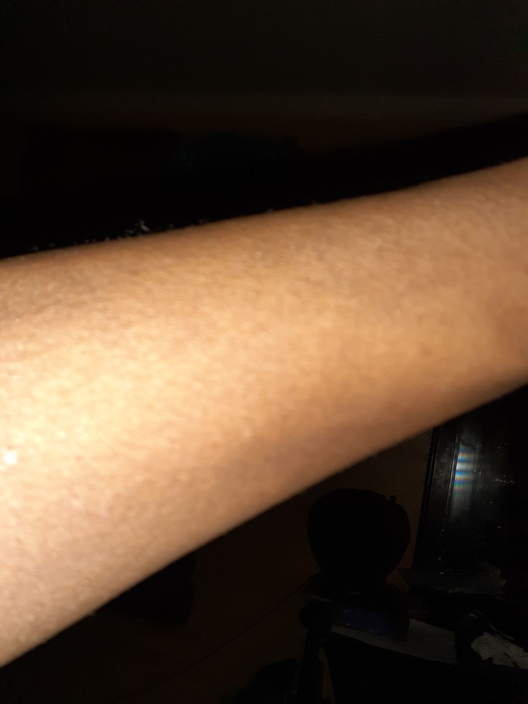 Customer photo review of Omic LightenUp PLUS Exfoliating Papaya Body Wash with Shea Butter - 1000ml / 33.81 Oz