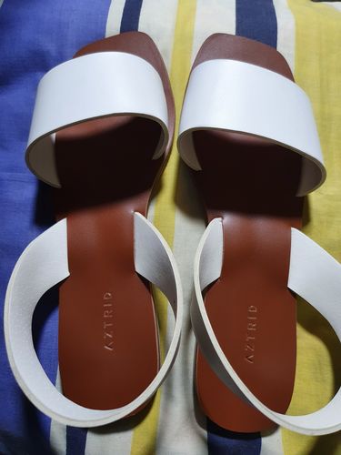 Customer photo review of Kamel White