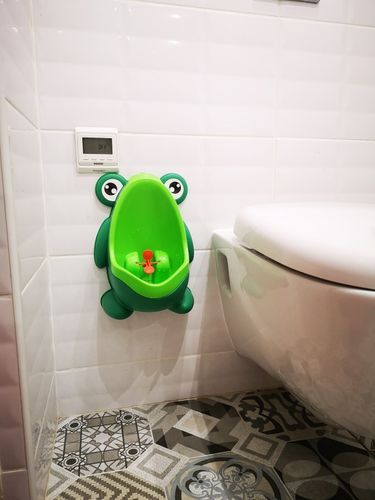 Customer photo review of Frog Kids Potty Trainer
