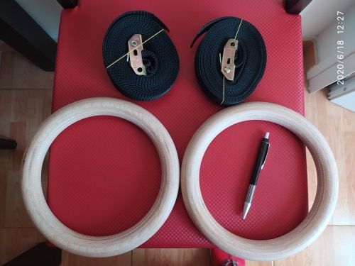 Customer photo review of 1 Pair Birch Wood Gymnastic Rings Pull Up GYM Ring for Home Fitness Strength Training. 2.8cm*4.5m Adjustable Straps for Optional