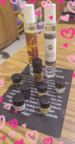 Customer photo review of Lizzie's Fine Dark Eyes - From our Pride, Prejudice and Perfume collaboration