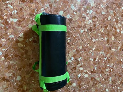 Customer photo review of 5/10/15/20/25/30KG Unfilled Power Bag Fitness Body Building Gym Sports Crossfit Sand Bag Muscle Training PU Leather Heavy Duty