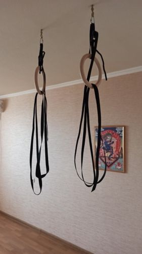 Customer photo review of 1 Pair Birch Wood Gymnastic Rings Pull Up GYM Ring for Home Fitness Strength Training. 2.8cm*4.5m Adjustable Straps for Optional