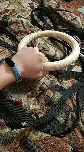 Customer photo review of 1 Pair Birch Wood Gymnastic Rings Pull Up GYM Ring for Home Fitness Strength Training. 2.8cm*4.5m Adjustable Straps for Optional