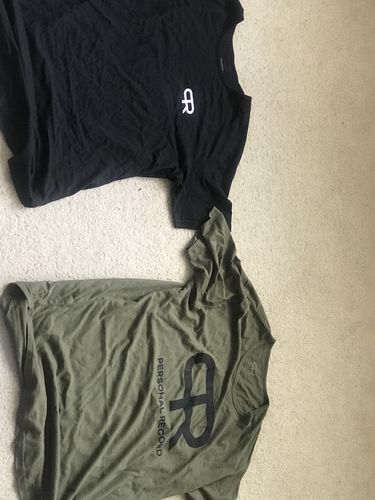 Customer photo review of PR Basic Logo Elongated Shirt-PR403- Black