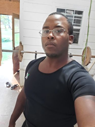 Customer photo review of Men's Weight-Loss Neoprene T-Shirt