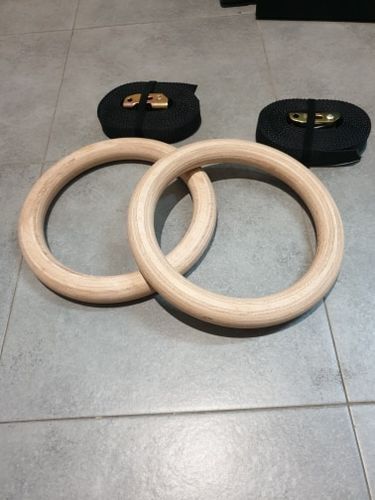 Customer photo review of 1 Pair Birch Wood Gymnastic Rings Pull Up GYM Ring for Home Fitness Strength Training. 2.8cm*4.5m Adjustable Straps for Optional