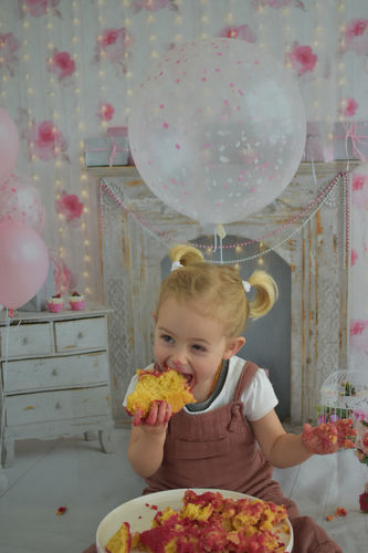 Customer photo review of Kate Pink Wall Balloons Babies Birthday Backdrop Cake Smash