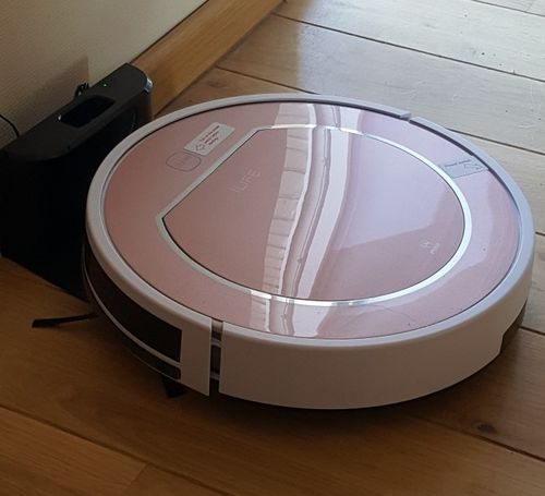 ROBOT ASPIRATEUR ILIFE V7S PLUS Grab the ILIFE V7s Plus Robot Aspirateur Laveur ILIFE V5S Pro à 143.31 € La